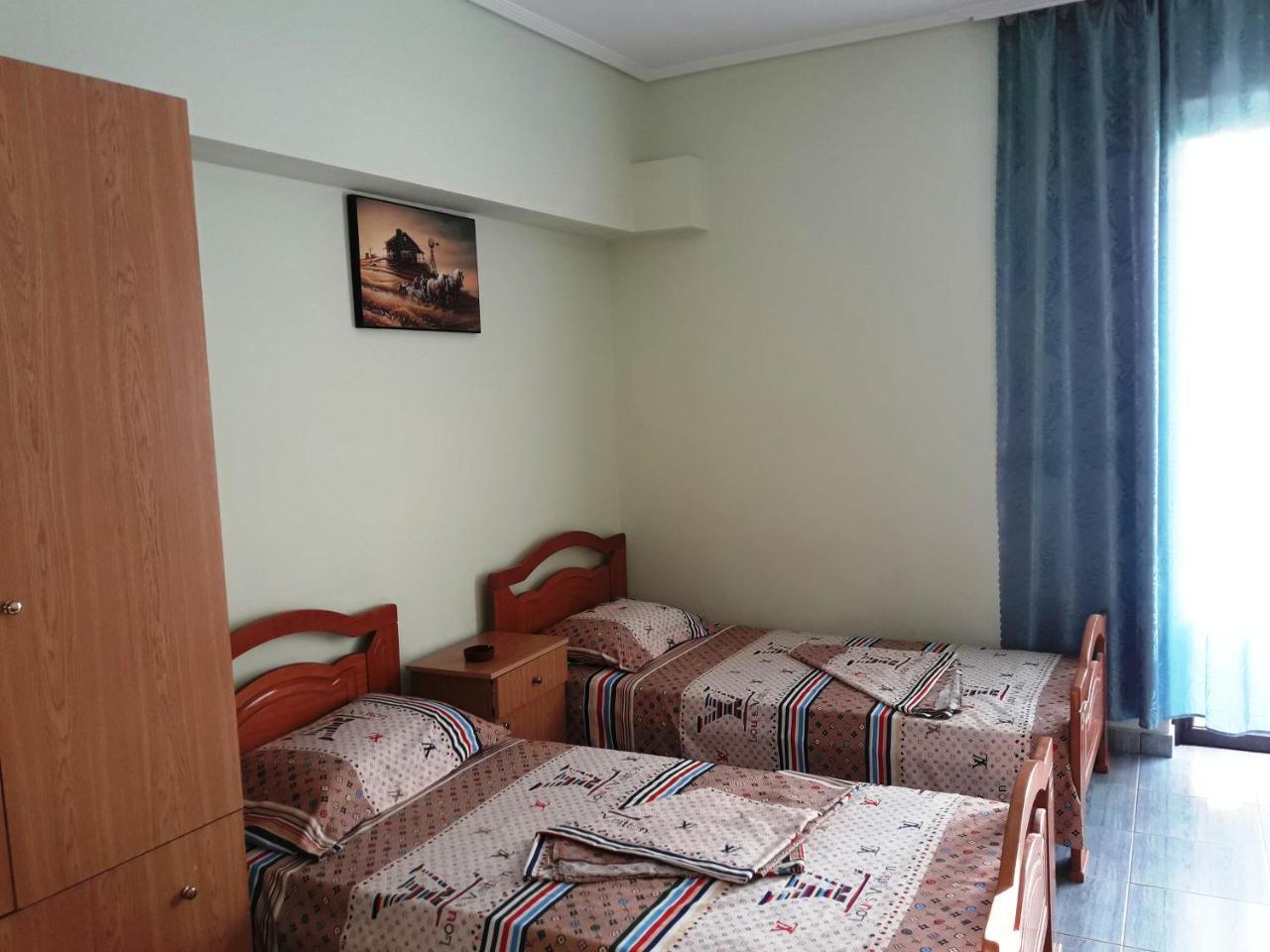 Tani'S Guesthouse Ксаміл Екстер'єр фото